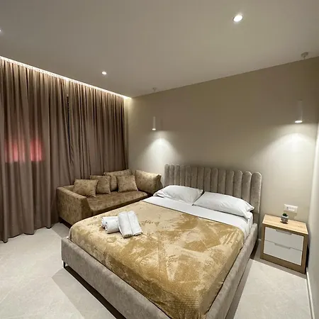 Apartman Beachfront With Balcony *