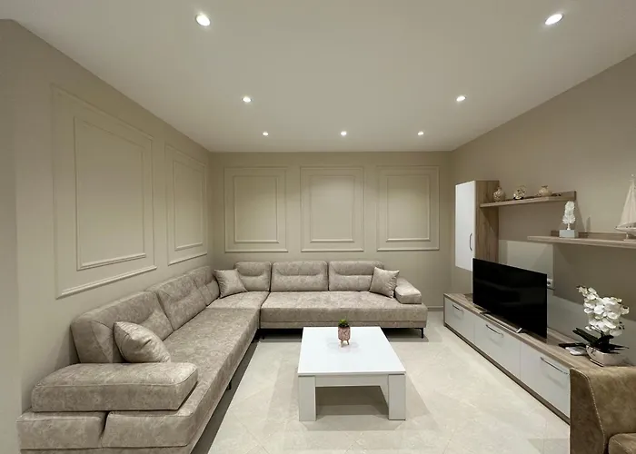 公寓 Beachfront With Balcony *