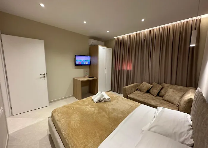 Beachfront With Balcony 公寓